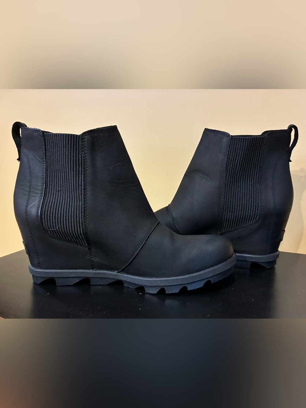 Sorel Joan Rhapsody ™ Chelsea Wedge waterproof Leather Black SZ. 11